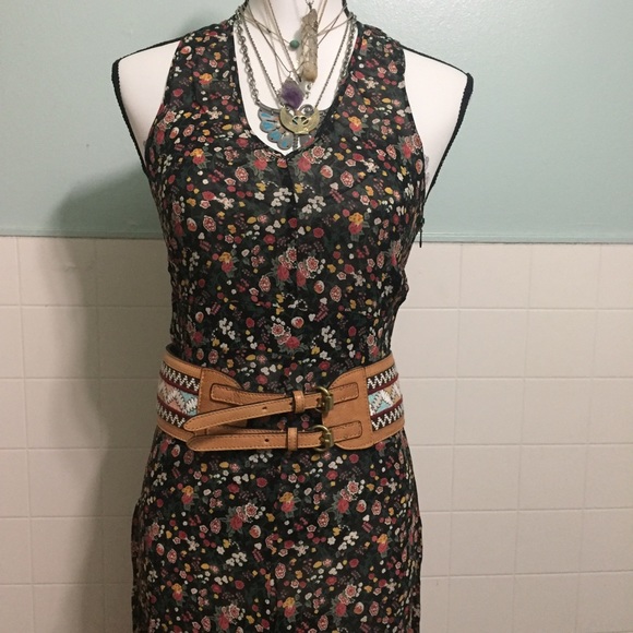 90's Vintage Italian Sisley Floral Dress - Picture 2 of 8